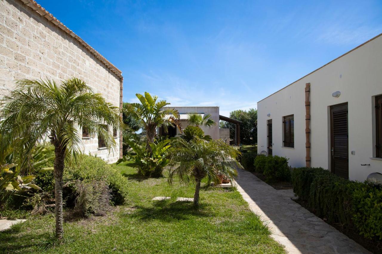 Il Borgo Del Principino Aparthotel Favignana Exterior photo